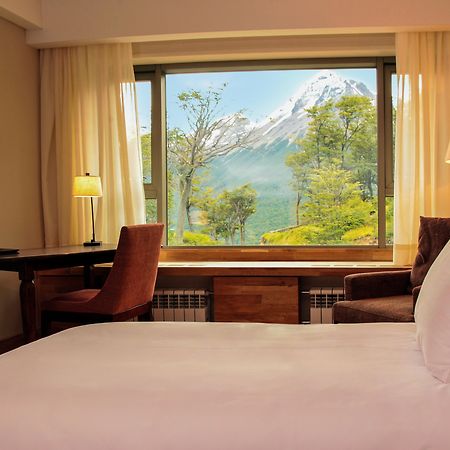 Arakur Ushuaia Resort & Spa Buitenkant foto A room at the hotel