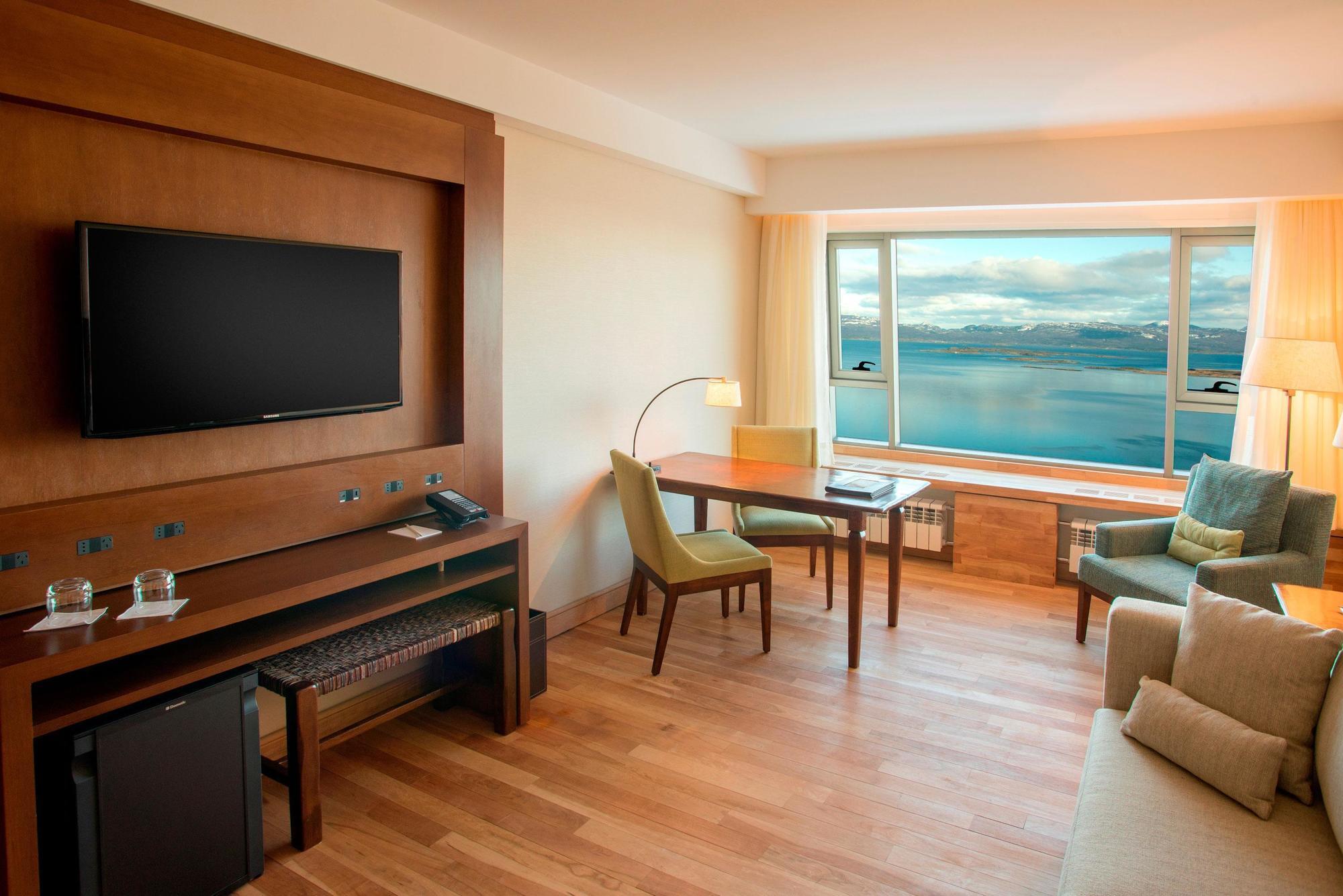 Arakur Ushuaia Resort & Spa Buitenkant foto A room at the hotel