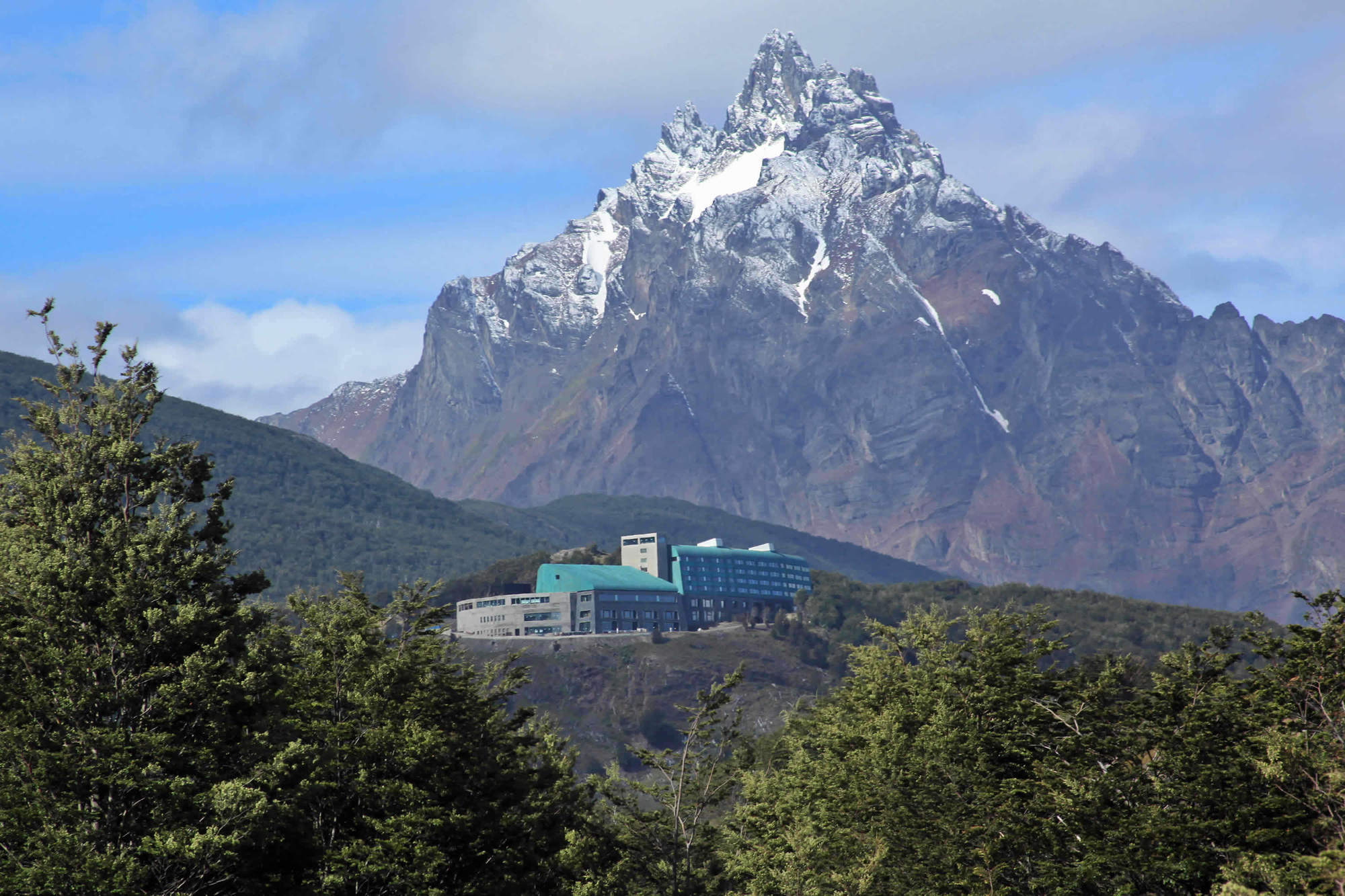 Arakur Ushuaia Resort & Spa Buitenkant foto Mount Juneau